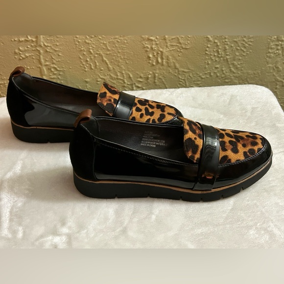 Leopard/patent loafer, Sophia Taylor - Picture 6 of 11